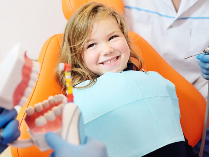 Tratamento de crianças (odontopediatria) — tratamento odontológico na Base Odontologia